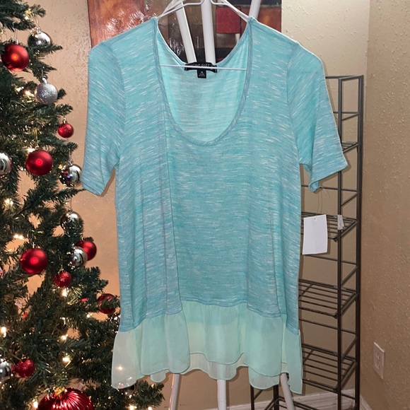 Casual Blouse - Picture 1 of 1